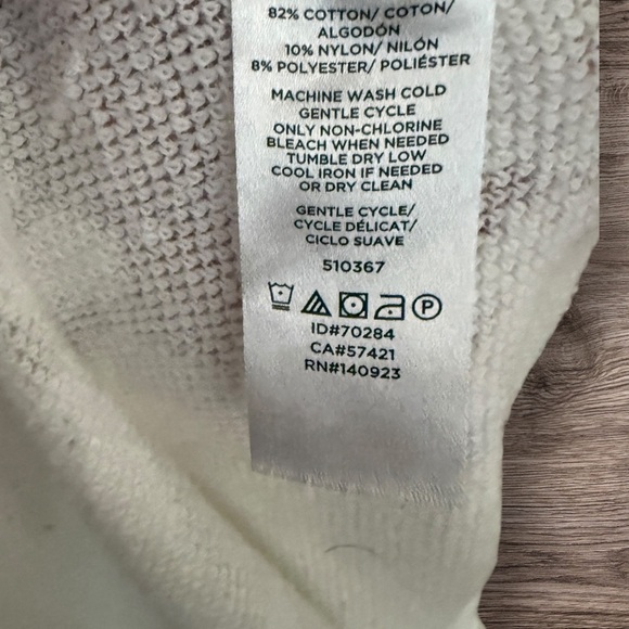 LOFT Light Weight White Short Sleeve Sweater Top - Size Small - Picture 4 of 5